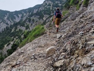 Halserspitze – Abenteuerliche Rundwanderung ueber Wolfsschlucht und Blauberggrat -scaled (10)