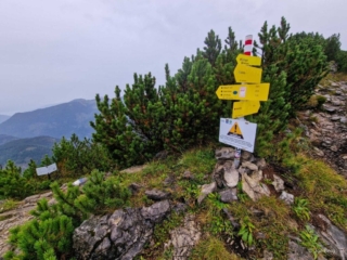 Halserspitze – Abenteuerliche Rundwanderung ueber Wolfsschlucht und Blauberggrat -scaled (27)